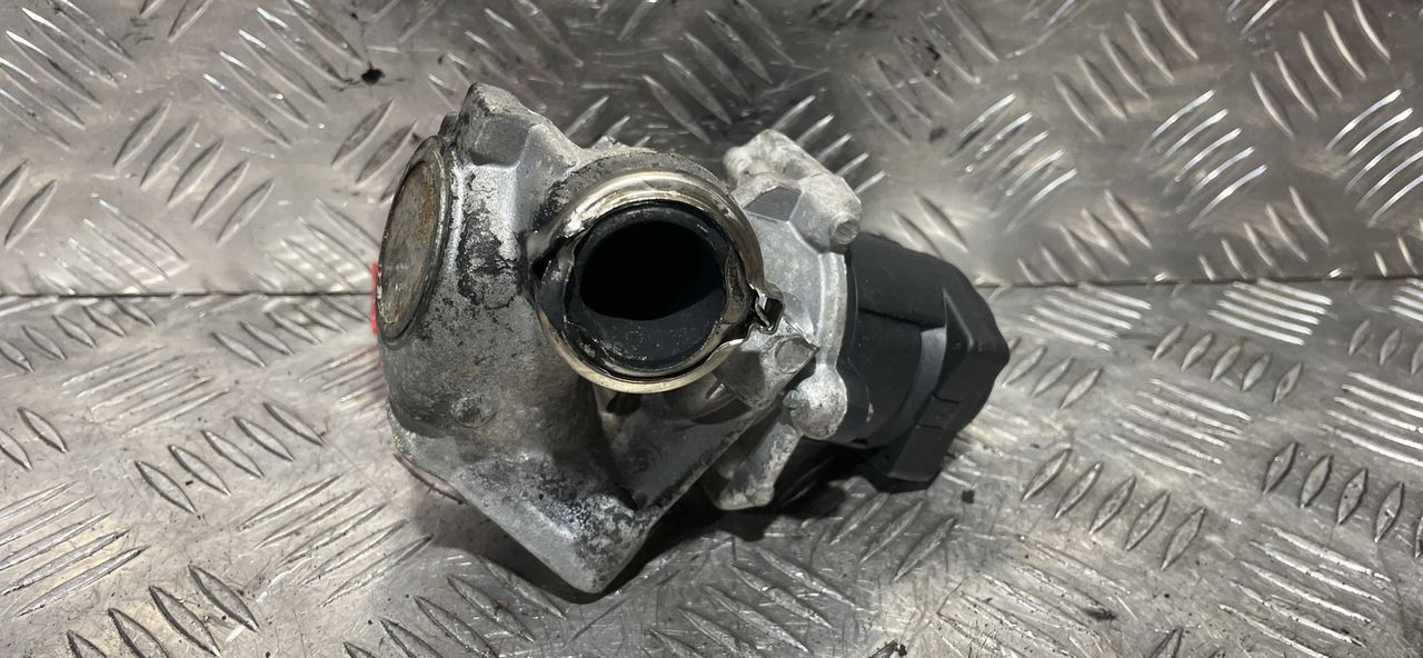 клапан EGR Mazda 3 BL 2009, 1.6 л., Y601, дизель, МКПП, хетчбэк 5 дв.