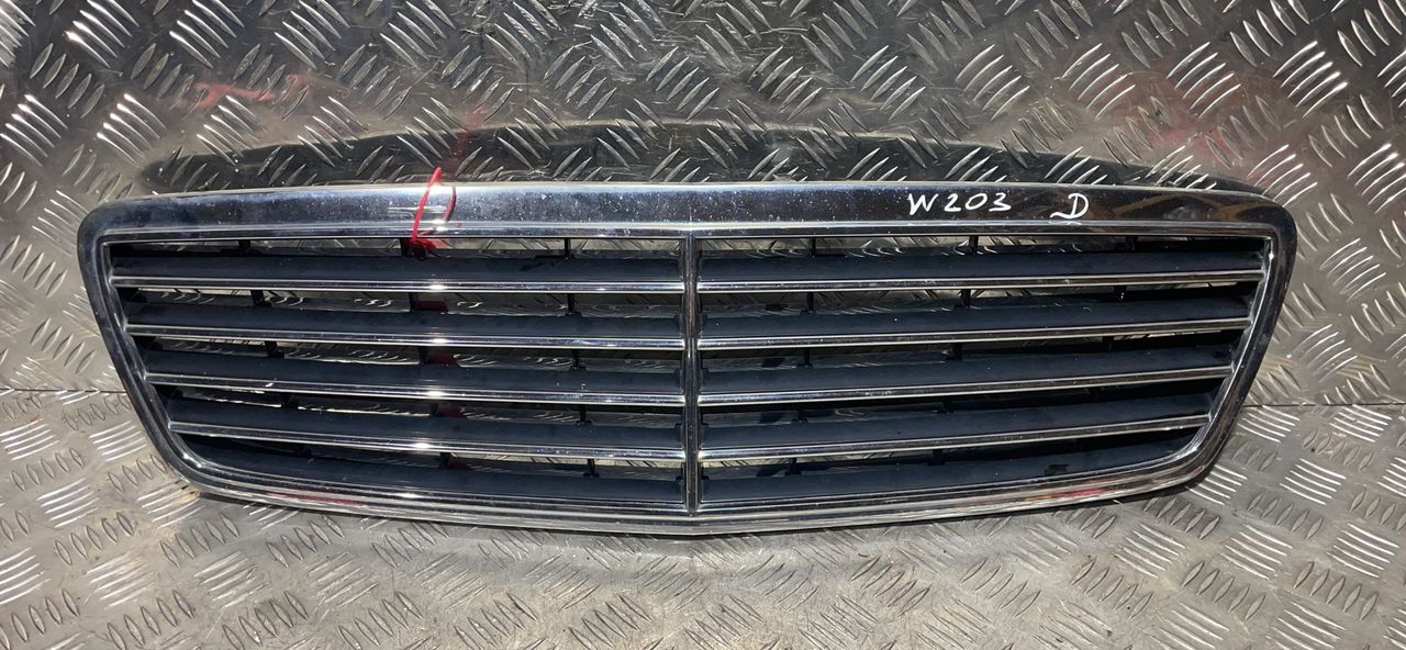 решетка радиатора Mercedes-Benz C-Класс W203/S203/CL203 [рестайлинг] 2005, 1.8 л., M 271.946, бензин, АКПП, седан