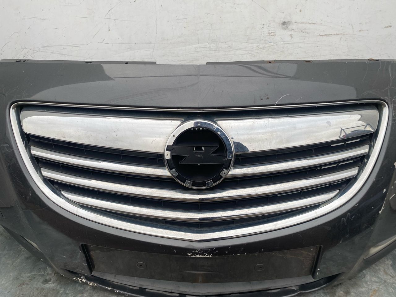 бампер передний Opel Insignia 1 поколение (A) 2009, 2.0 л., A 20 DTH, дизель, 6МКПП, седан