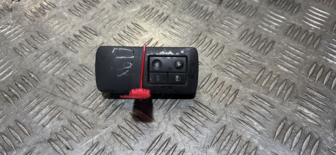 кнопка стеклоподъемника двери передней правой Opel Vectra C 2004, 2.0 л., бензин, 5МКПП, седан