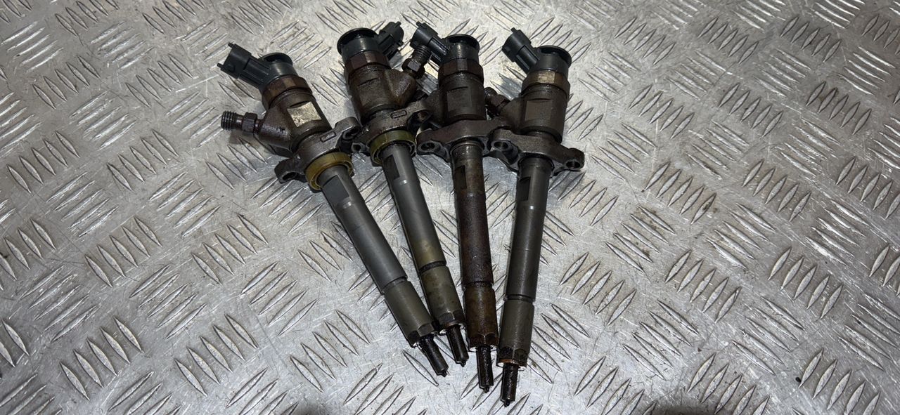 форсунка Citroen C4 1 поколение 2008, 1.6 л., HDi, дизель, 5МКПП, внедорожник 5 дв., 0445110311