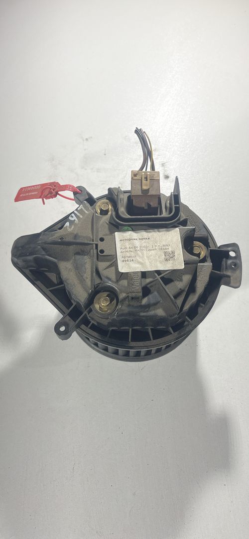 моторчик печки Audi A4 B6 2003, 1.9 л., AWX, дизель, 6МКПП, синий, седан