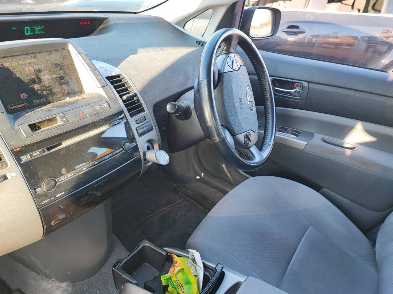 Toyota Prius 2  XW20 рест. 2006