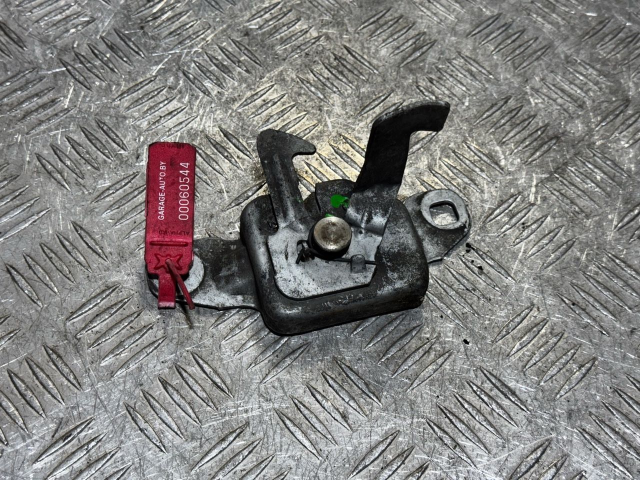 замок капота Renault Scenic 1 поколение 1998, 2.0 л., F3R 796, бензин, 5МКПП, минивэн