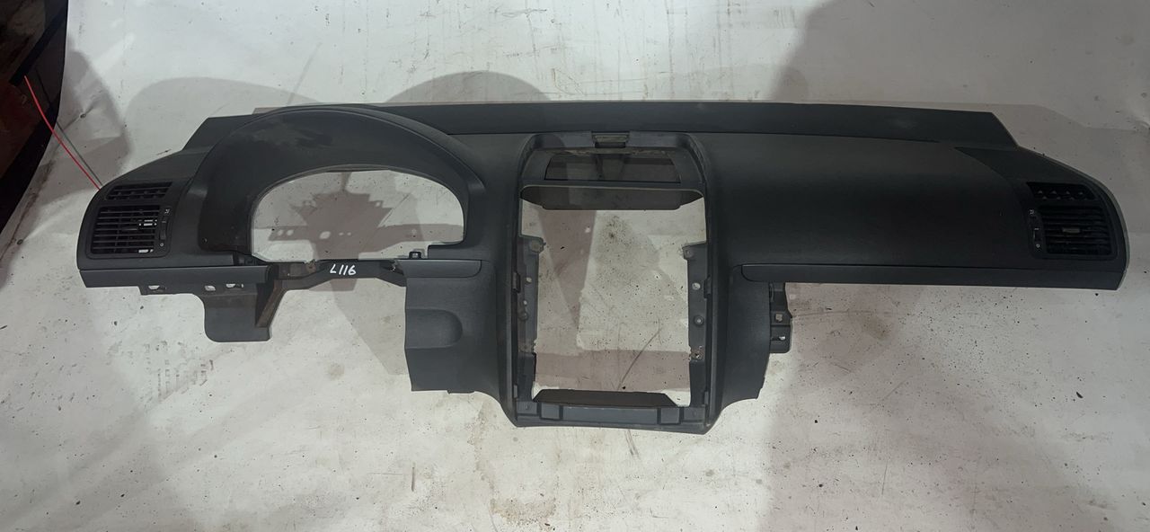 панель передняя салона (торпедо) Volkswagen Touran 1 поколение 2004, 1.9 л., BKC, дизель, 6МКПП, минивэн