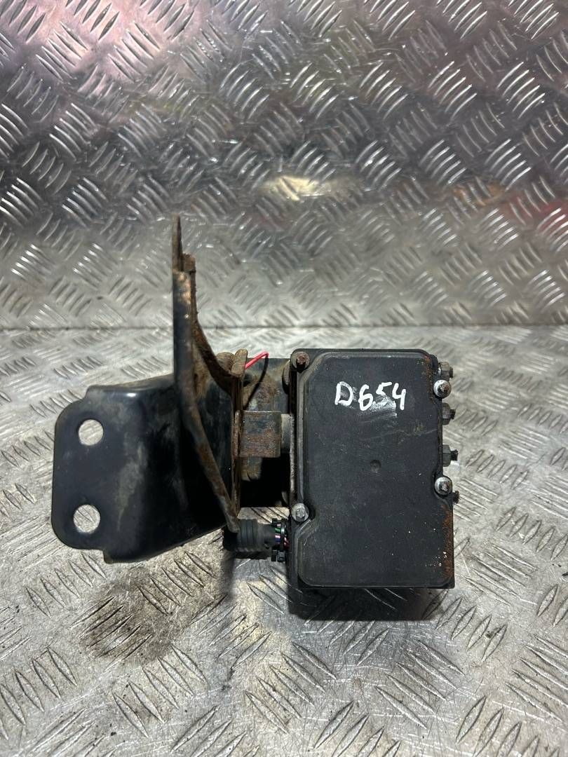 блок ABS Nissan Qashqai 1 поколение 2007, 1.6 л., бензин, МКПП, внедорожник 5 дв., 0265231899, 0265800609