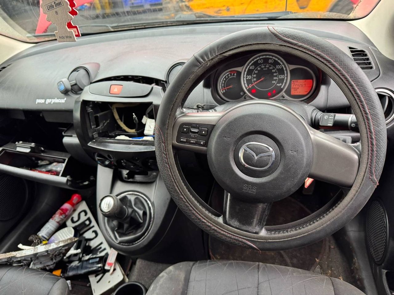 Mazda 2 2  рест. 2012