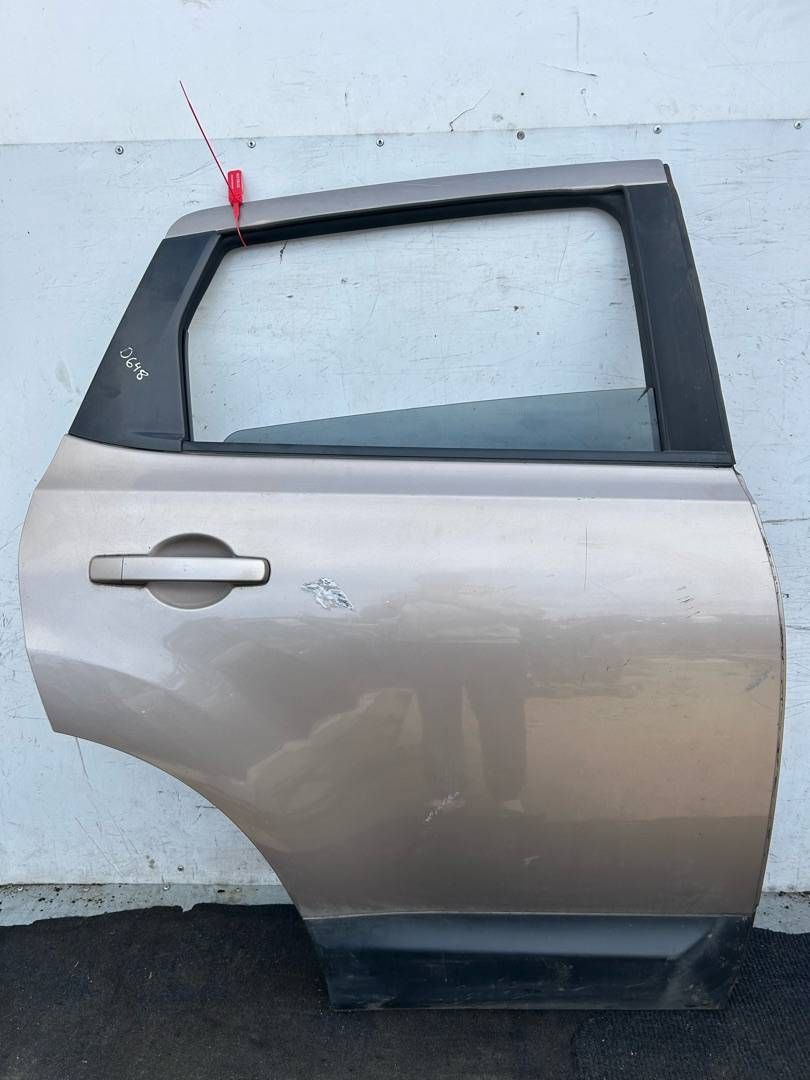 дверь задняя правая Nissan Qashqai J10 [рестайлинг] 2011, 1.5 л., дизель, МКПП, внедорожник 5 дв.