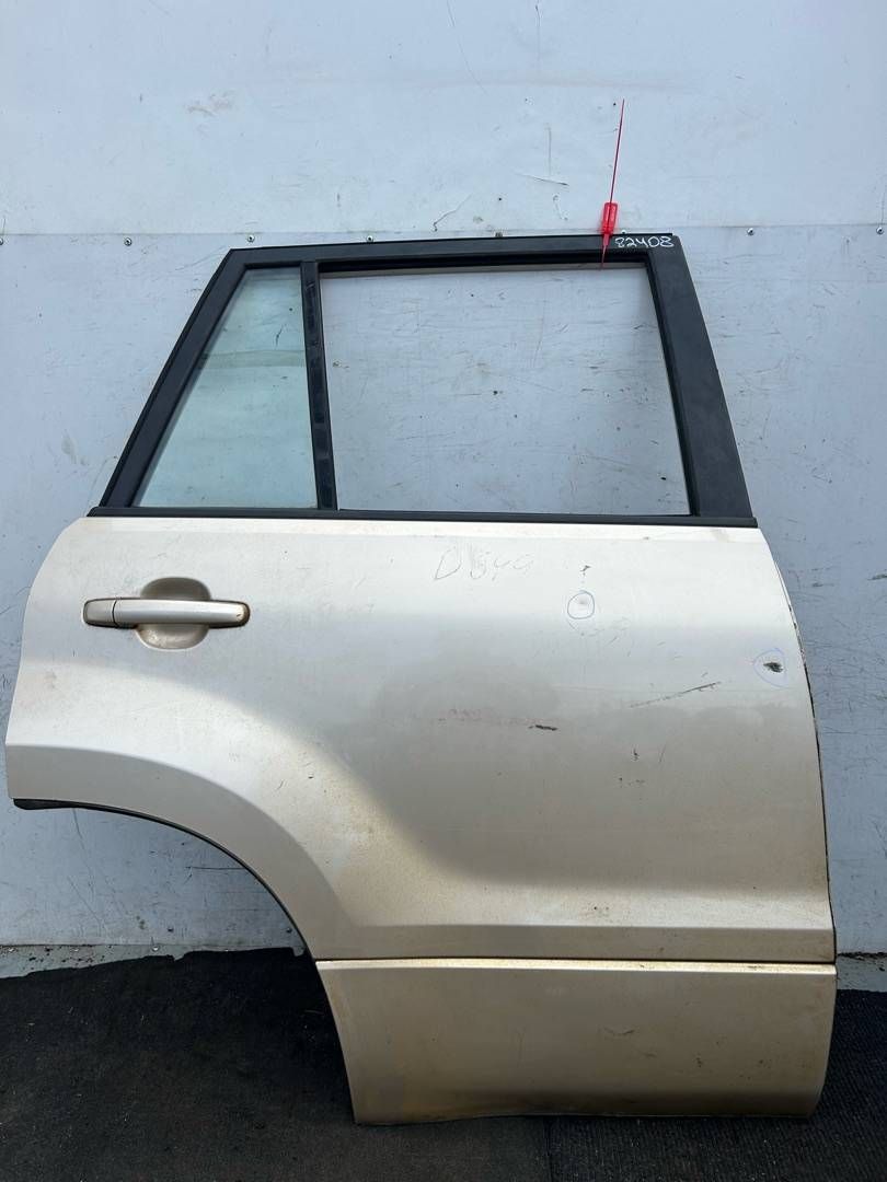 дверь задняя правая Suzuki Grand Vitara 2 поколение 2008, 1.9 л., F9QB, дизель, 5МКПП, внедорожник 5 дв.