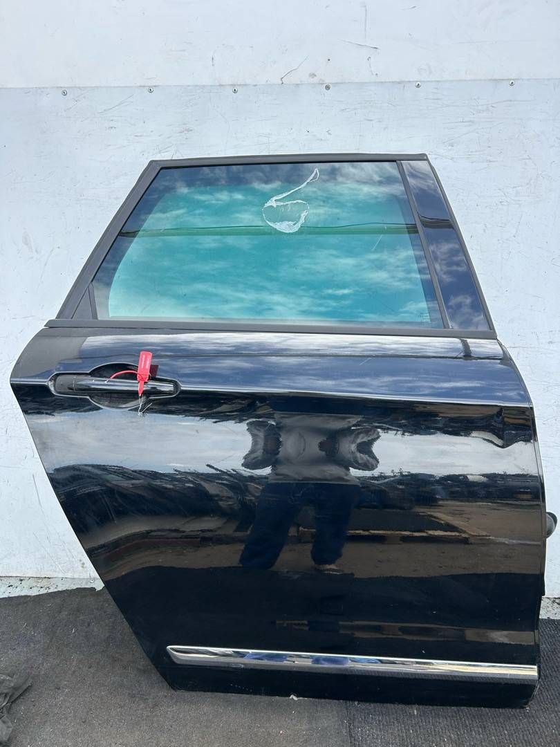 дверь задняя правая Citroen C5 2 поколение 2008, 1.6 л., дизель, 6МКПП, black, универсал