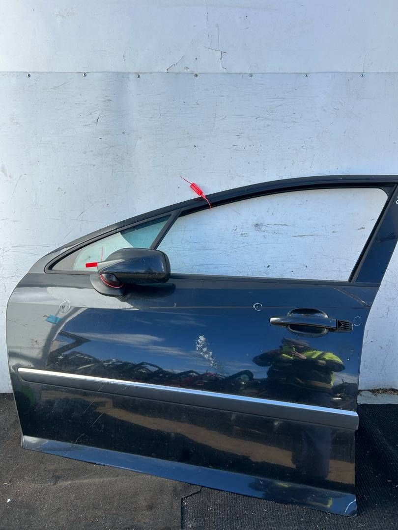 дверь передняя левая Peugeot 407 1 поколение 2006, 2.0 л., RHR 10DYVD, дизель, АКПП, седан