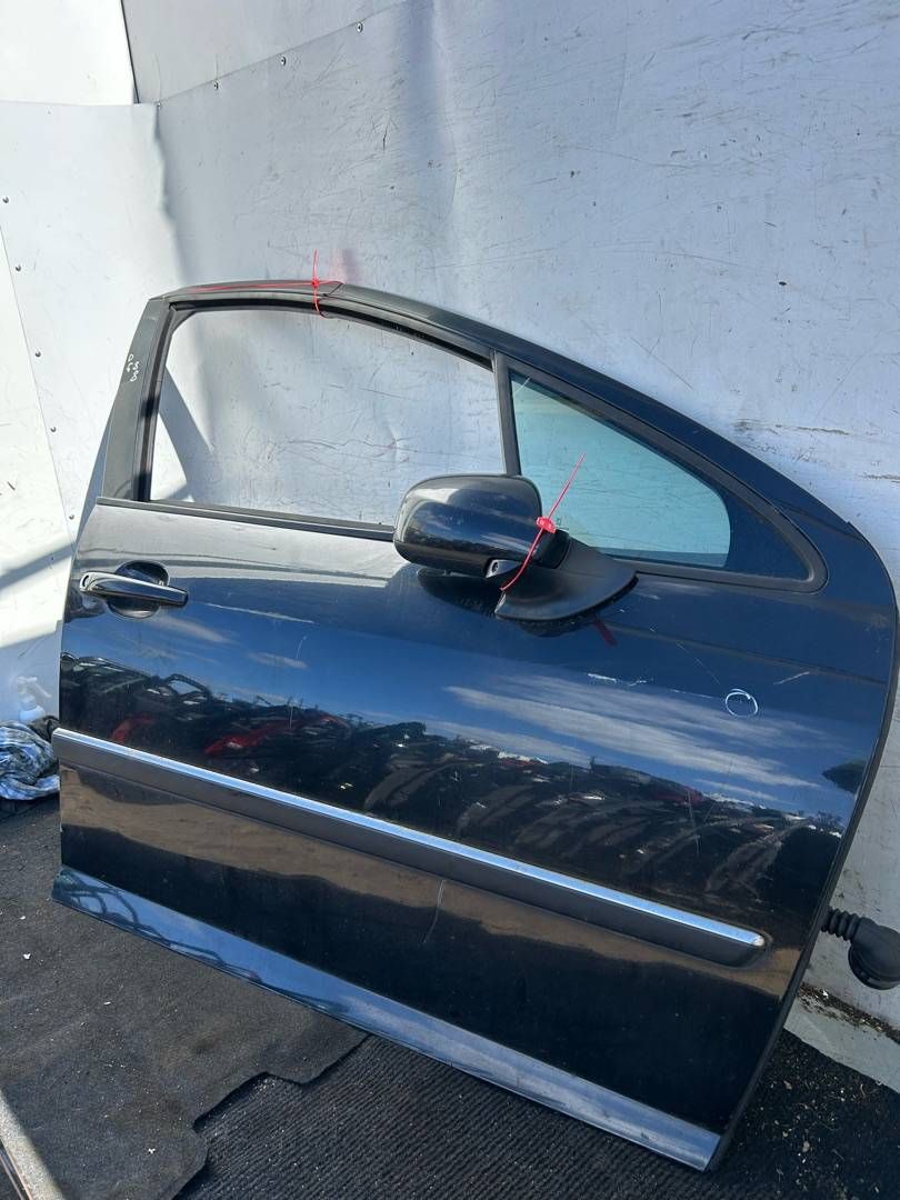 дверь передняя правая Peugeot 407 1 поколение 2006, 2.0 л., RHR 10DYVD, дизель, АКПП, седан