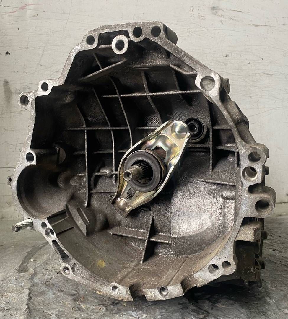 КПП механическая (МКПП) Audi A4 B6 2004, 1.9 л., AVF, дизель, 6МКПП, седан, HCF