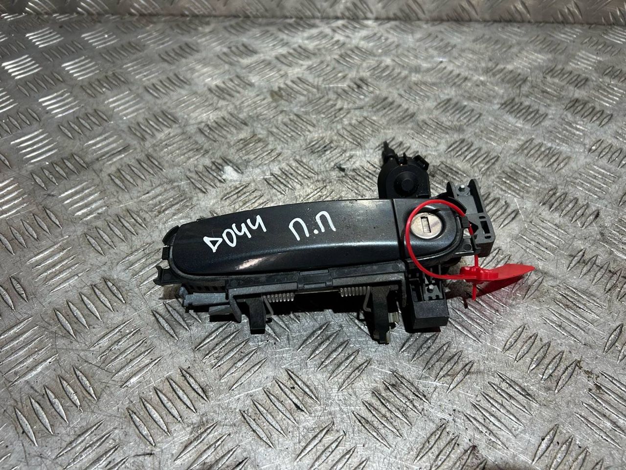 ручка наружная Audi A4 B7 2007, 2.0 л., BRE, дизель, АКПП, темно серый, универсал, правый руль