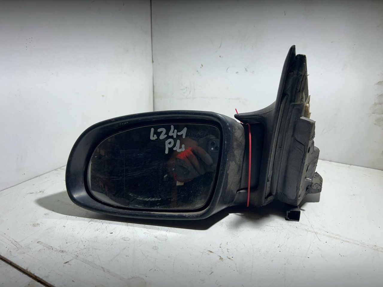 зеркало наружное левое Opel Omega B 1997, 2.0 л., бензин, 5МКПП, баклажан, универсал