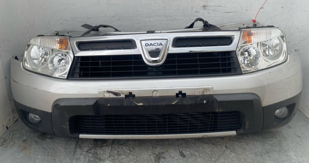 передняя часть (ноускат) Dacia Duster 1 поколение 2013, 1.5 л., K9K 898, дизель, 6МКПП, внедорожник 5 дв.