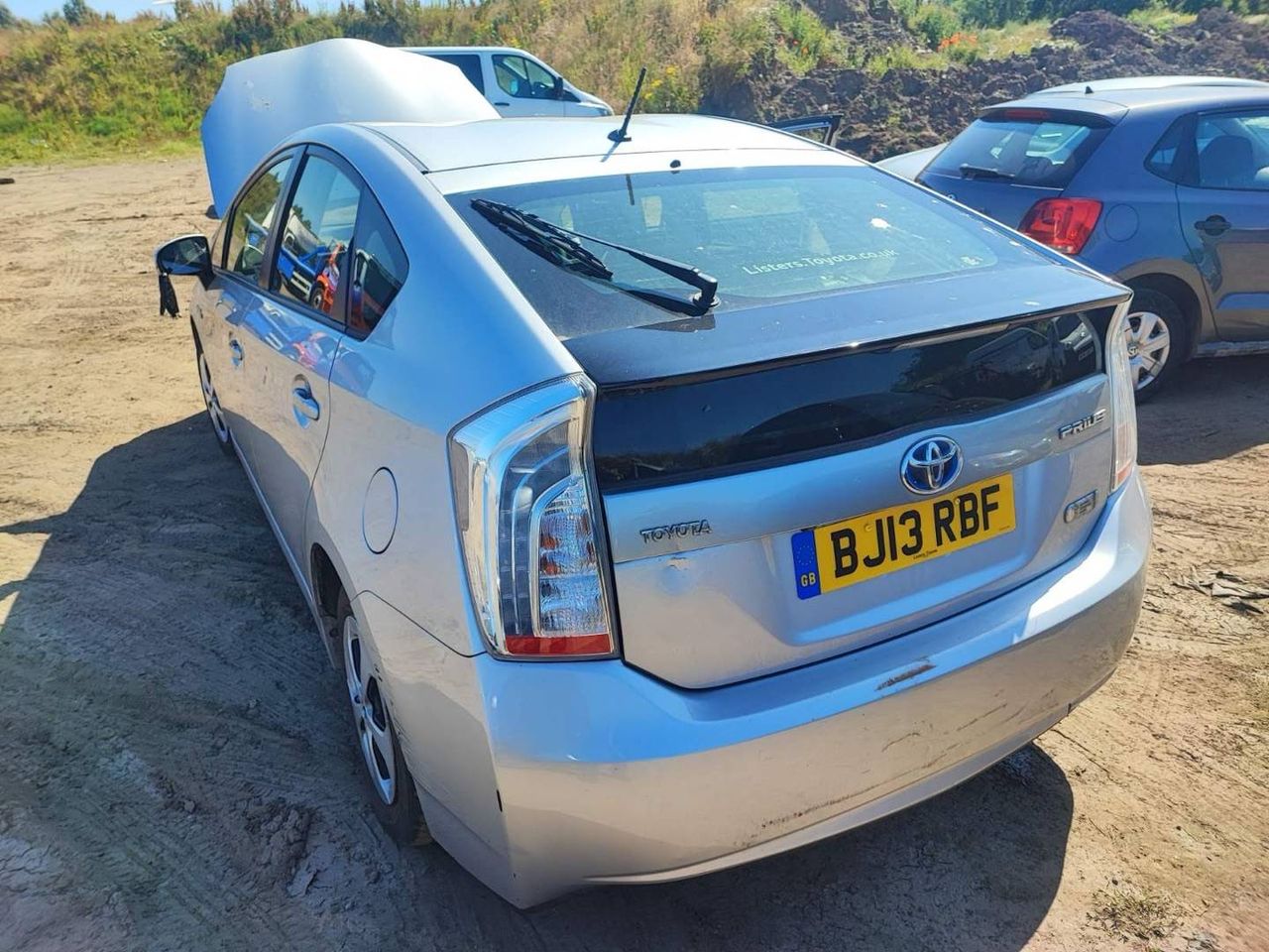 Toyota Prius 3  XW30 рест. 2013