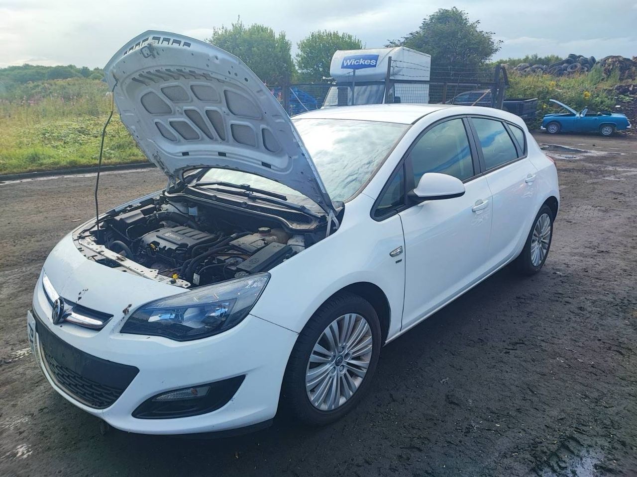 Opel Astra J рест. 2013