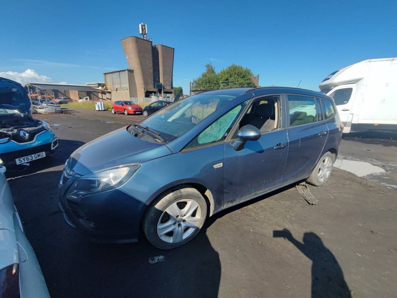 Opel Zafira 3  (C) 2015