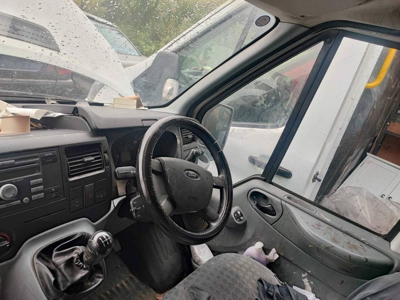 Ford Transit 7 2011
