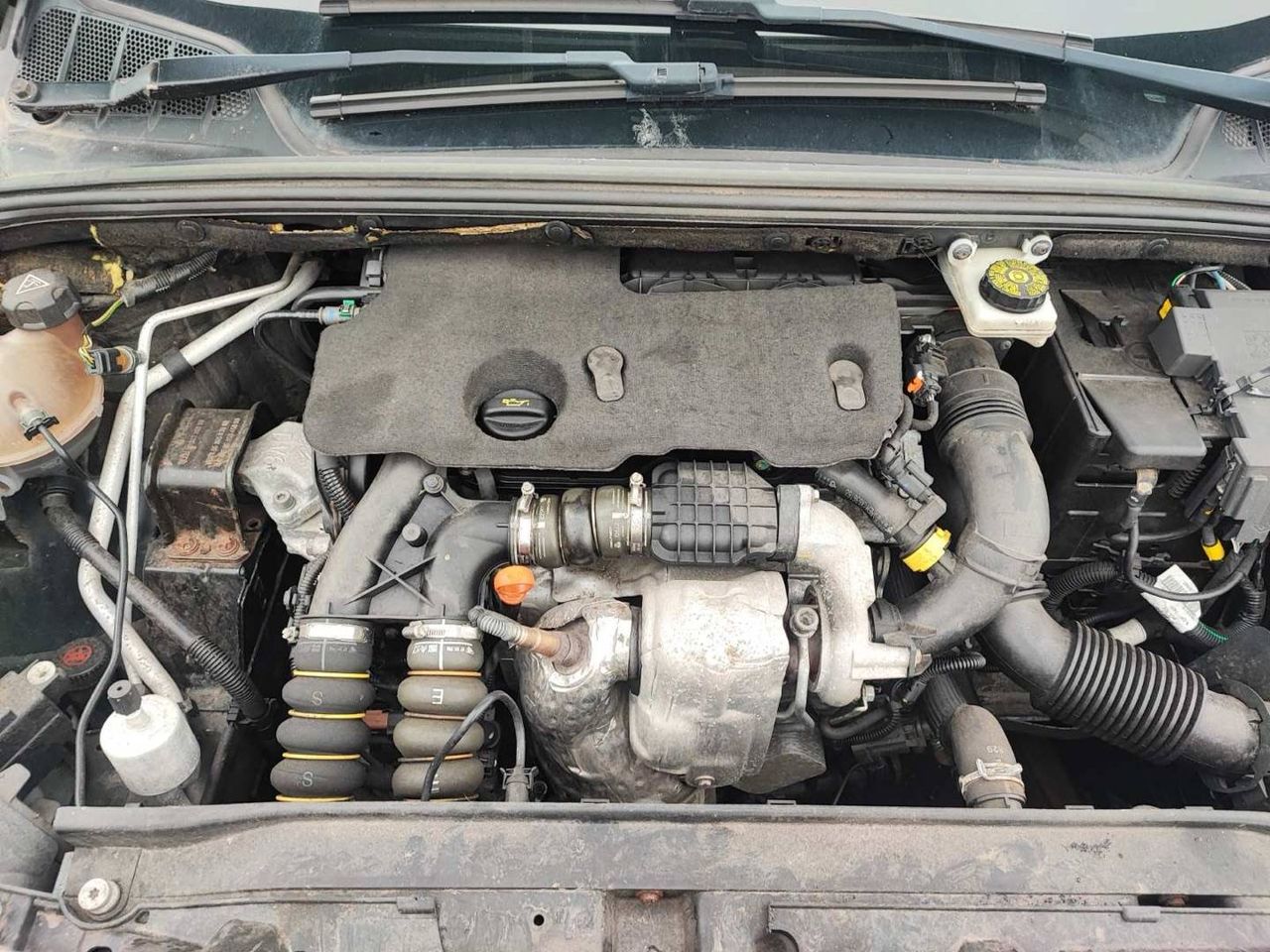 Peugeot 308 рест. 2012