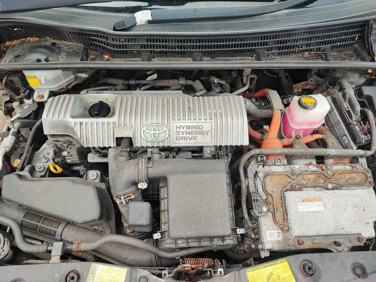 Toyota Prius 3  XW30 рест. 2013