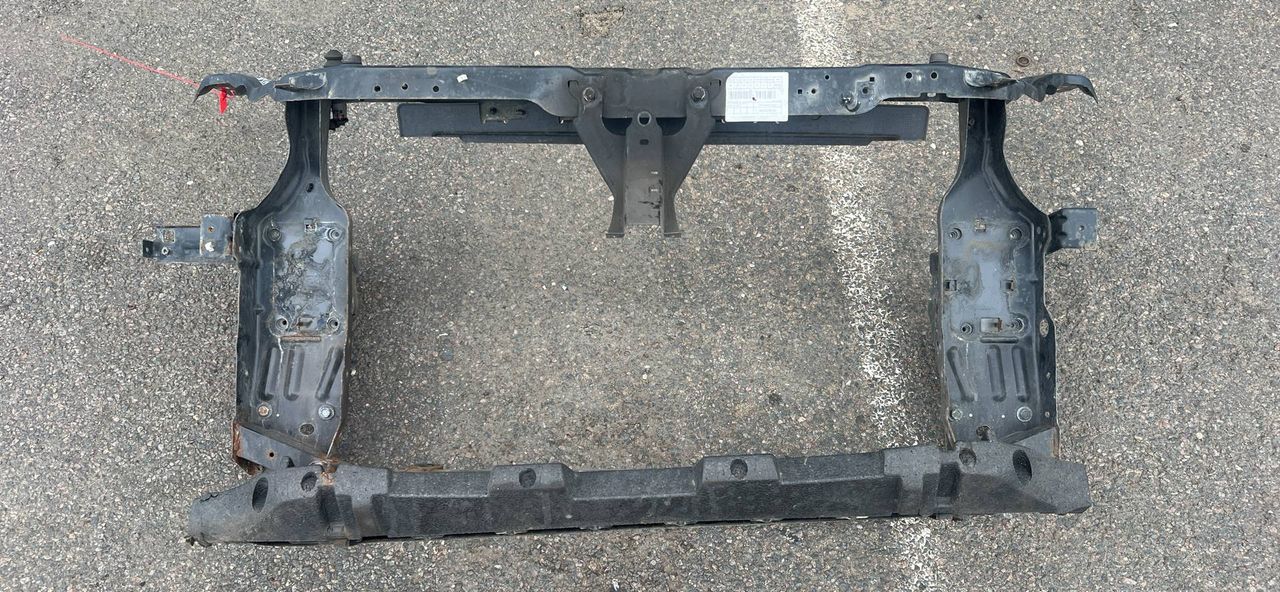 передняя панель крепления облицовки (телевизор) Nissan Qashqai 1 поколение 2007, 1.6 л., HR16DE, бензин, 5МКПП, внедорожник 5 дв.