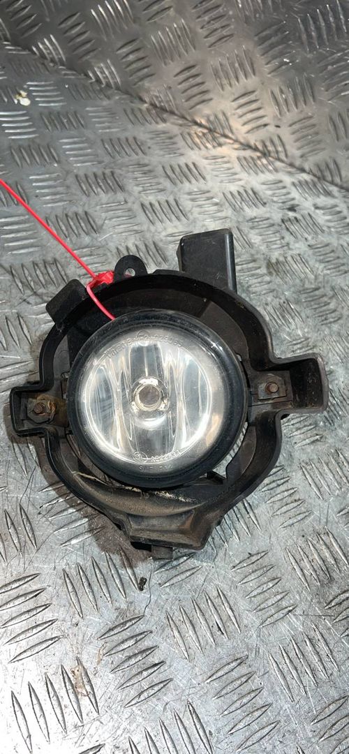фара противотуманная правая Nissan Qashqai 1 поколение 2007, 1.6 л., HR16DE, бензин, 5МКПП, внедорожник 5 дв., 261508990A