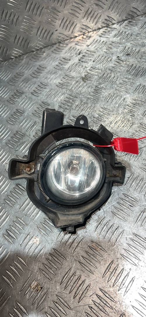 фара противотуманная левая Nissan Qashqai 1 поколение 2007, 1.6 л., HR16DE, бензин, 5МКПП, внедорожник 5 дв., 2615589905