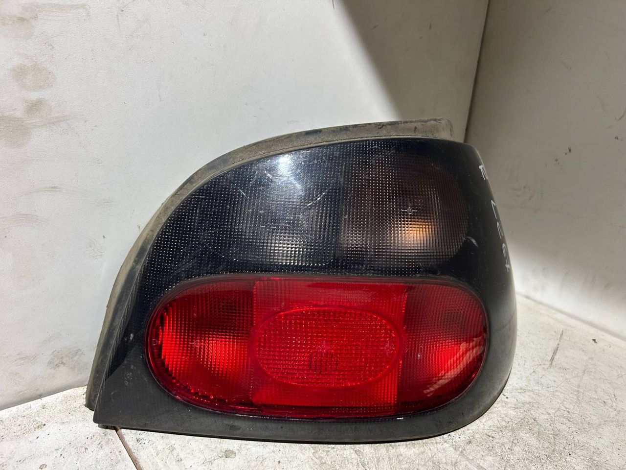 фонарь задний правый Renault Megane 1 поколение 1997, 1.6 л., K7M 690, бензин, 5МКПП, хетчбэк 5 дв.