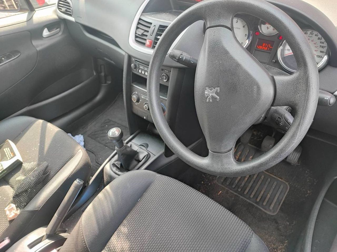 Peugeot 207 рест. 2010