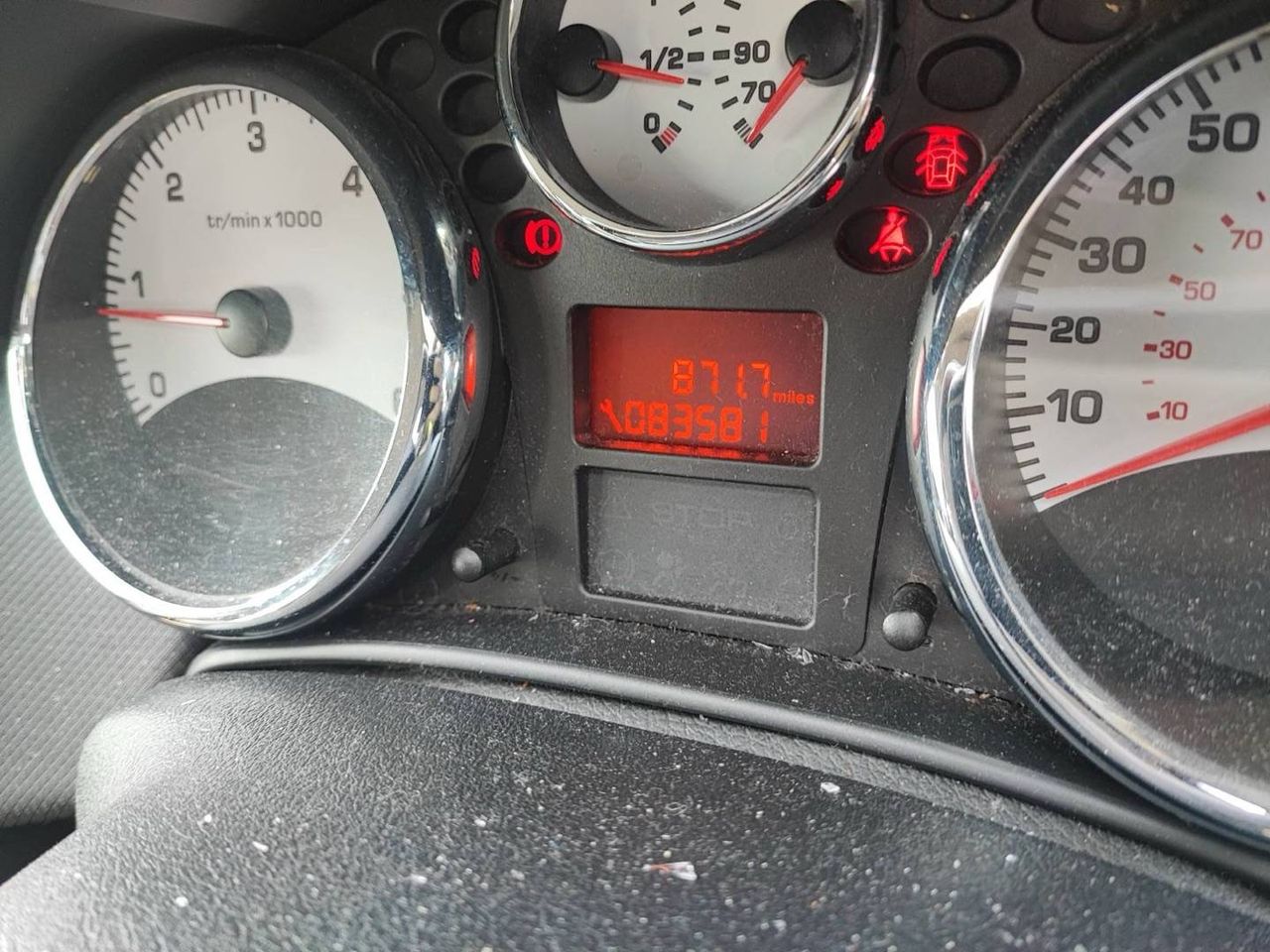 Peugeot 207 рест. 2010