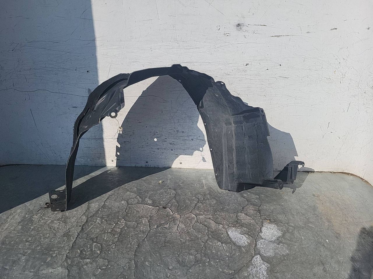 защита арок передняя левая (подкрылок) Nissan Primera P12 2004, хетчбэк 5 дв.