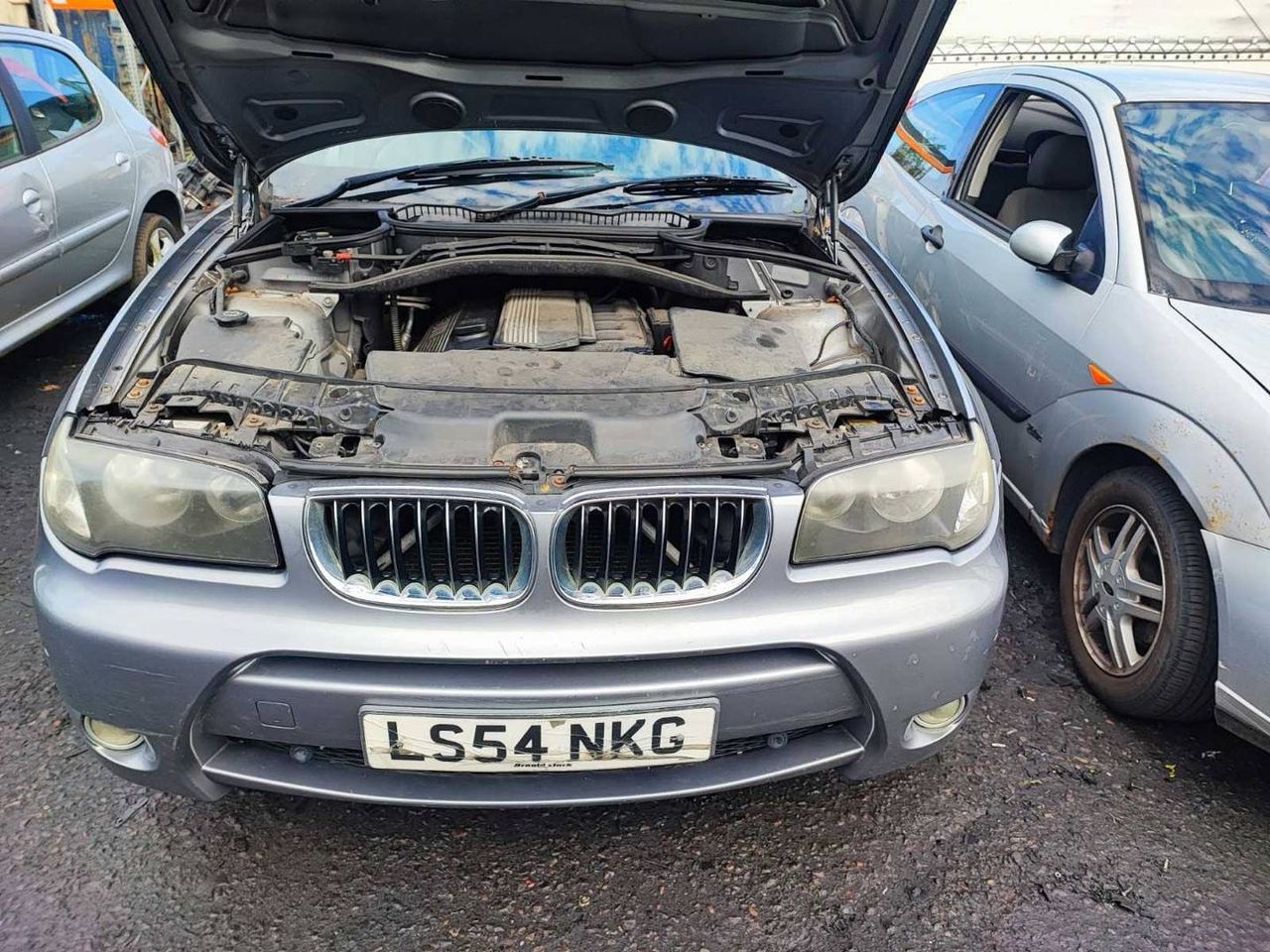 BMW X3 E83 2004