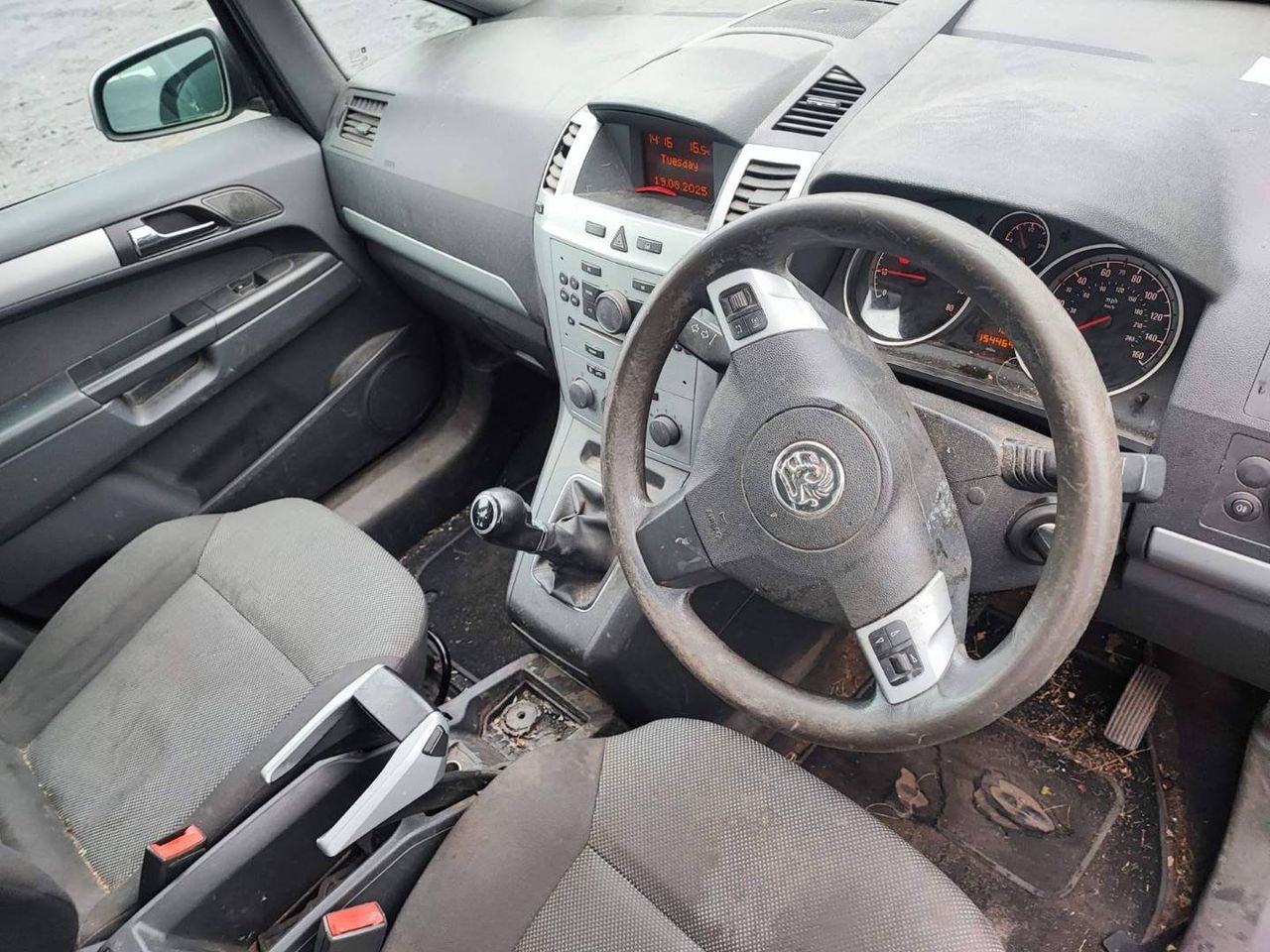 Opel Zafira 2  (B) рест. 2009