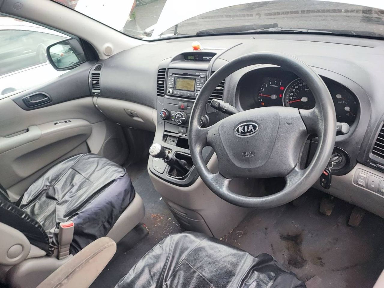 Kia Carnival 2 2011