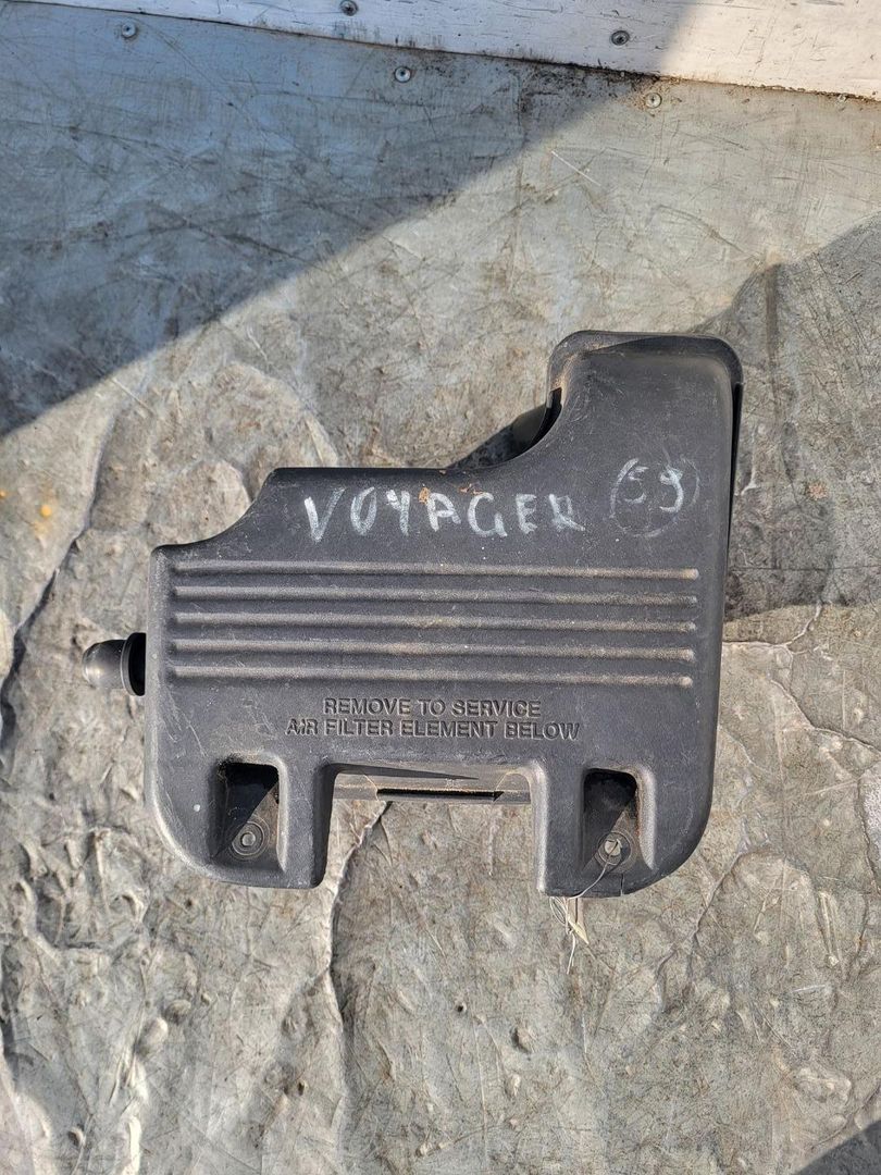 корпус воздушного фильтра Chrysler Voyager 3 поколение (1995 - 2001), 2.5 л., дизель, 5МКПП, минивэн