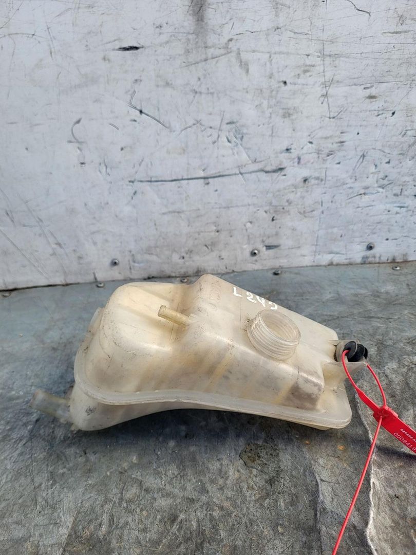 бачок расширительный Citroen Xsara Picasso 1 поколение 2001, 1.8 л., 6FZ (EW7J4), бензин, 5МКПП, минивэн