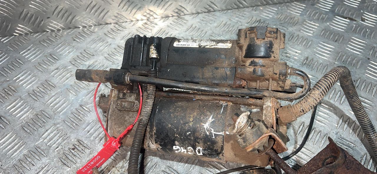 компрессор пневмоподвески Audi A6 Allroad Quattro C5 2001, 2.5 л., AKE, дизель, 6МКПП, универсал, 4Z7616007, 41540310600608001696