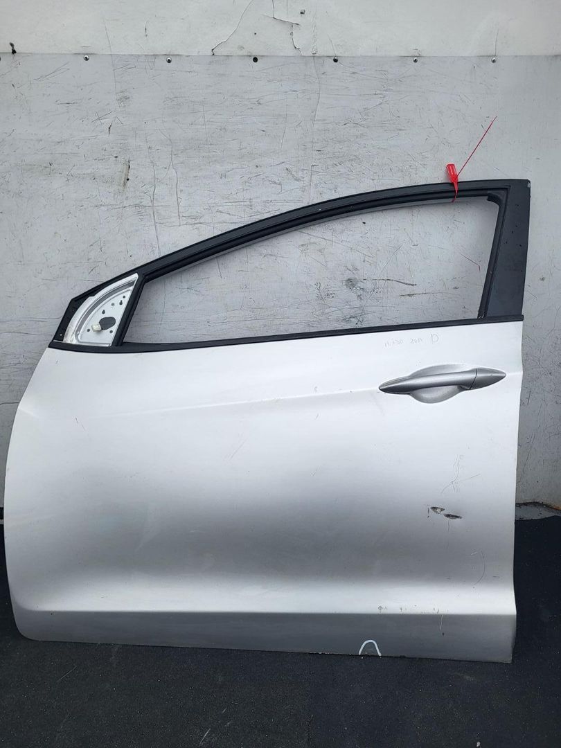 дверь передняя левая Hyundai i30 GD 2014, 1.6 л., бензин, АКПП, хетчбэк 5 дв.