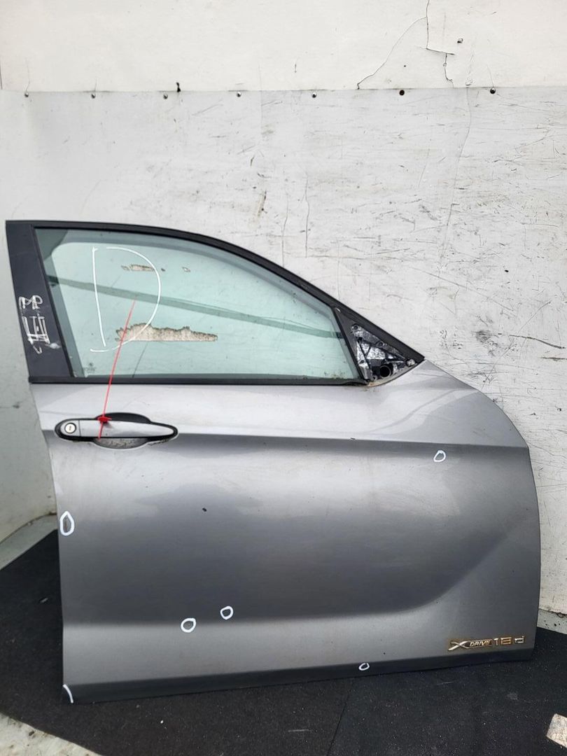 дверь передняя правая BMW X1 E84 2010, 2.0 л., дизель, АКПП, внедорожник 5 дв.