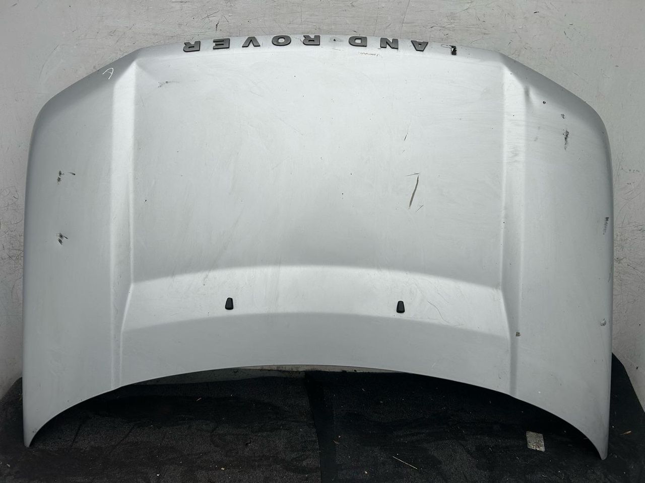 капот Land Rover Freelander 2 поколение 2008, 2.2 л., 224DT, дизель, 6МКПП, внедорожник 5 дв.