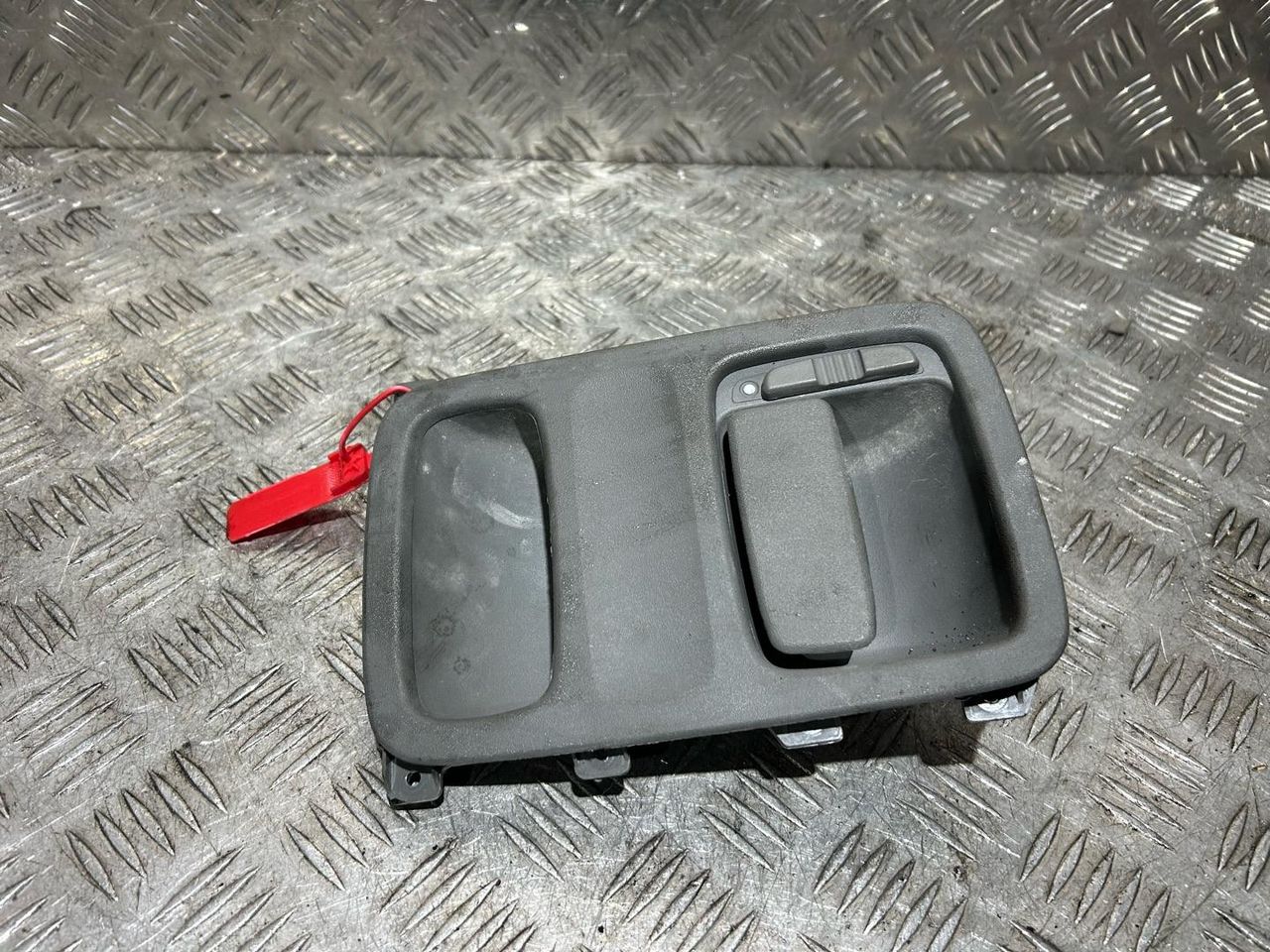 ручка внутренняя задняя правая Mercedes-Benz Sprinter 2 поколение (W906) 2011, 2.1 л., OM 651.955, дизель, 6МКПП, микроавтобус, A9067600061, 6397470187