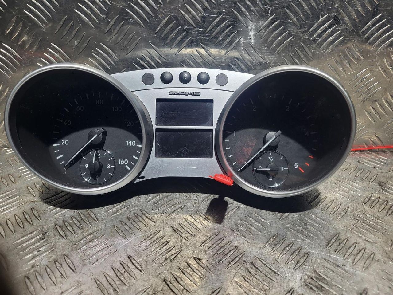 щиток приборов (приборная панель) Mercedes-Benz M-Класс W164 2008, 3.0 л., OM 642.940, дизель, АКПП, внедорожник 5 дв., A2C53280906, A2C53168071, AMG