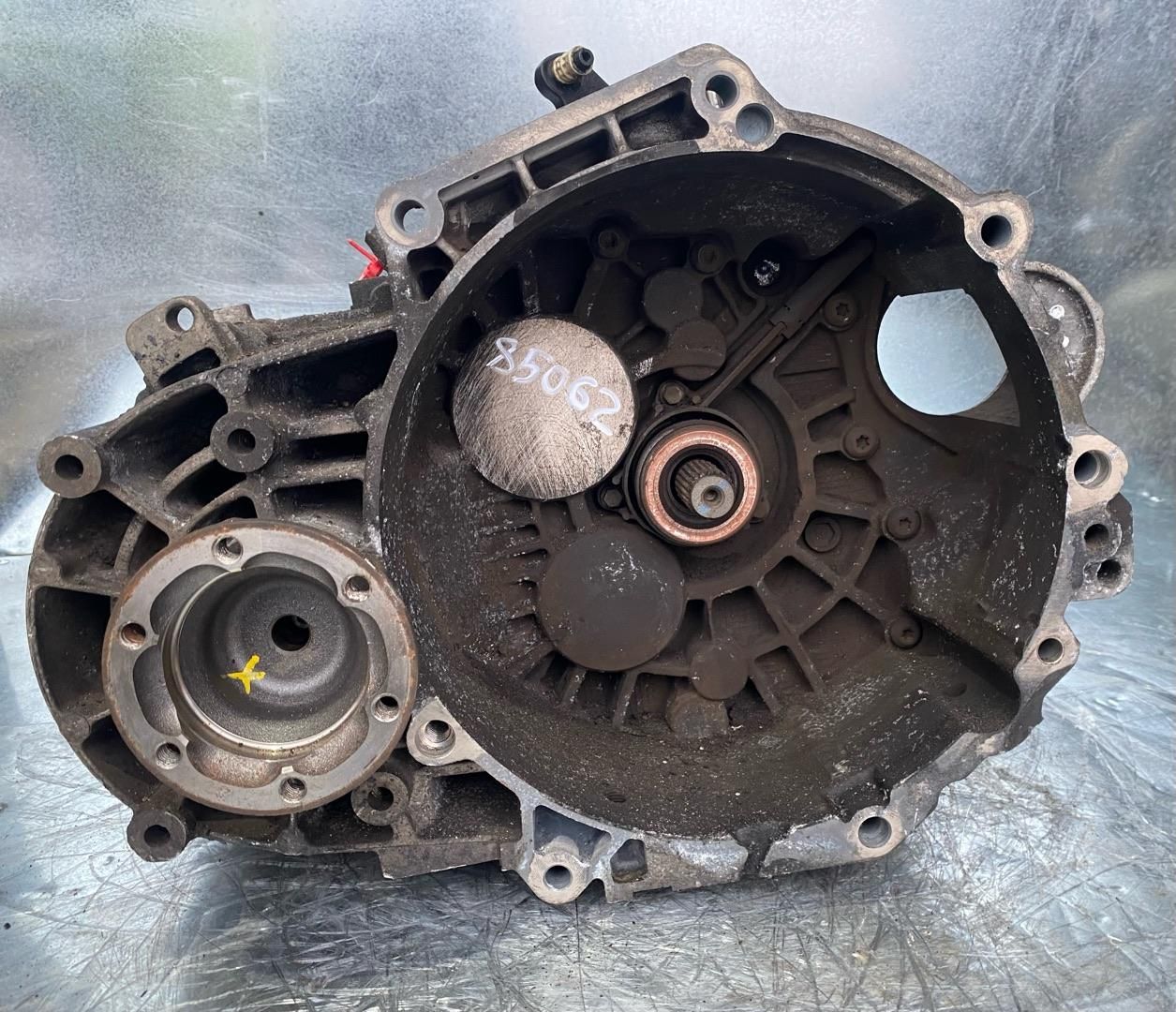 КПП механическая (МКПП) Skoda Octavia 2 поколение (A5) [рестайлинг] 2008, 2.0 л., CEGA, дизель, 6МКПП, хетчбэк 5 дв., KNY
