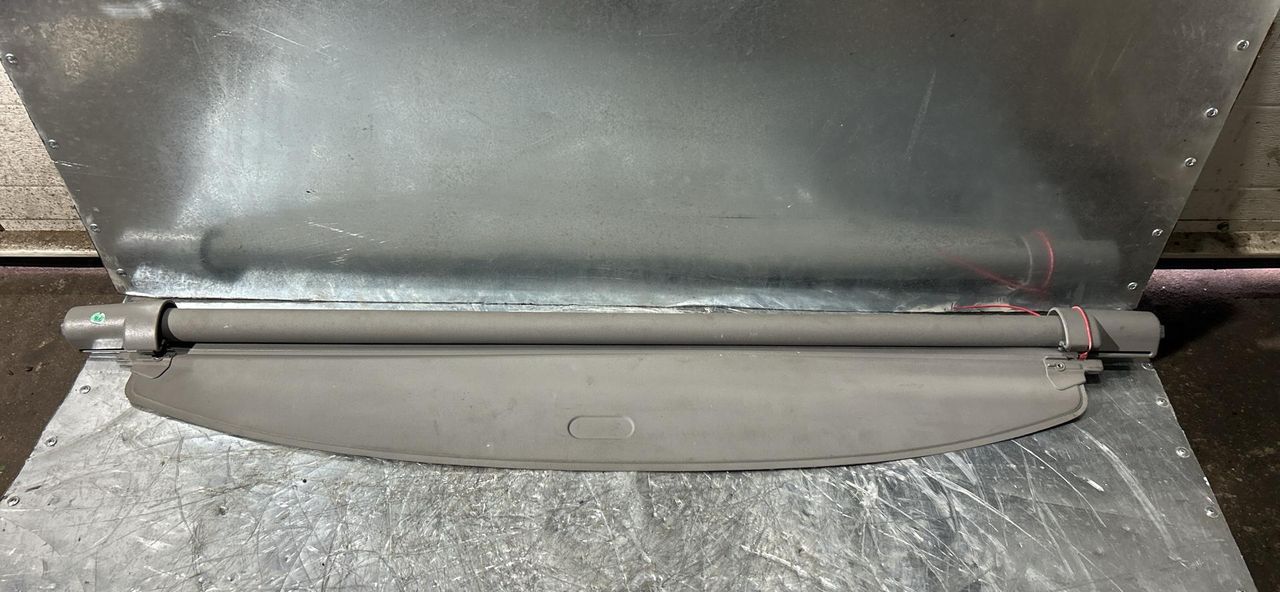 шторка багажника Mazda 2 1 поколение 2003, 1.4 л., F6JB, дизель, 5МКПП, хетчбэк 5 дв.