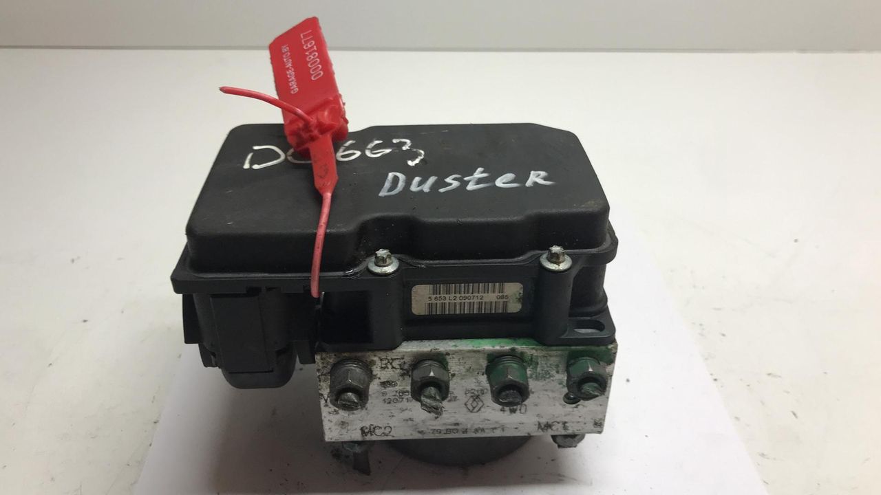 блок ABS Dacia Duster 1 поколение 2013, 1.5 л., K9K 898, дизель, 6МКПП, внедорожник 5 дв., 0265232386, 8200806980, 0265800897