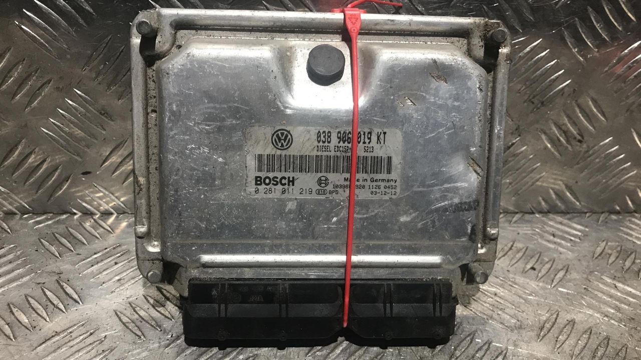 блок управления двигателем Skoda Fabia 1 поколение [рестайлинг] 2006, 1.9 л., дизель, 5МКПП, синий, универсал, 038906019KT, 0281011219