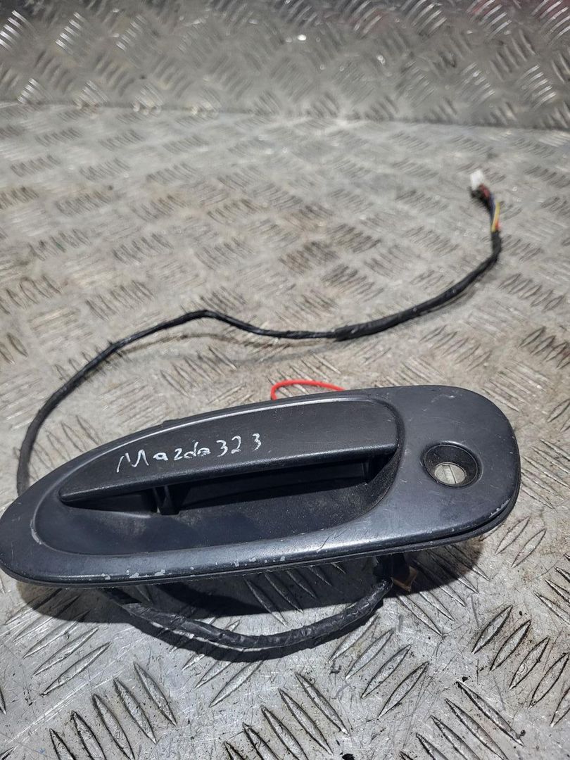 ручка наружная Mazda 323 5 поколение 1998, 1.6 л., бензин, black, хетчбэк 5 дв.