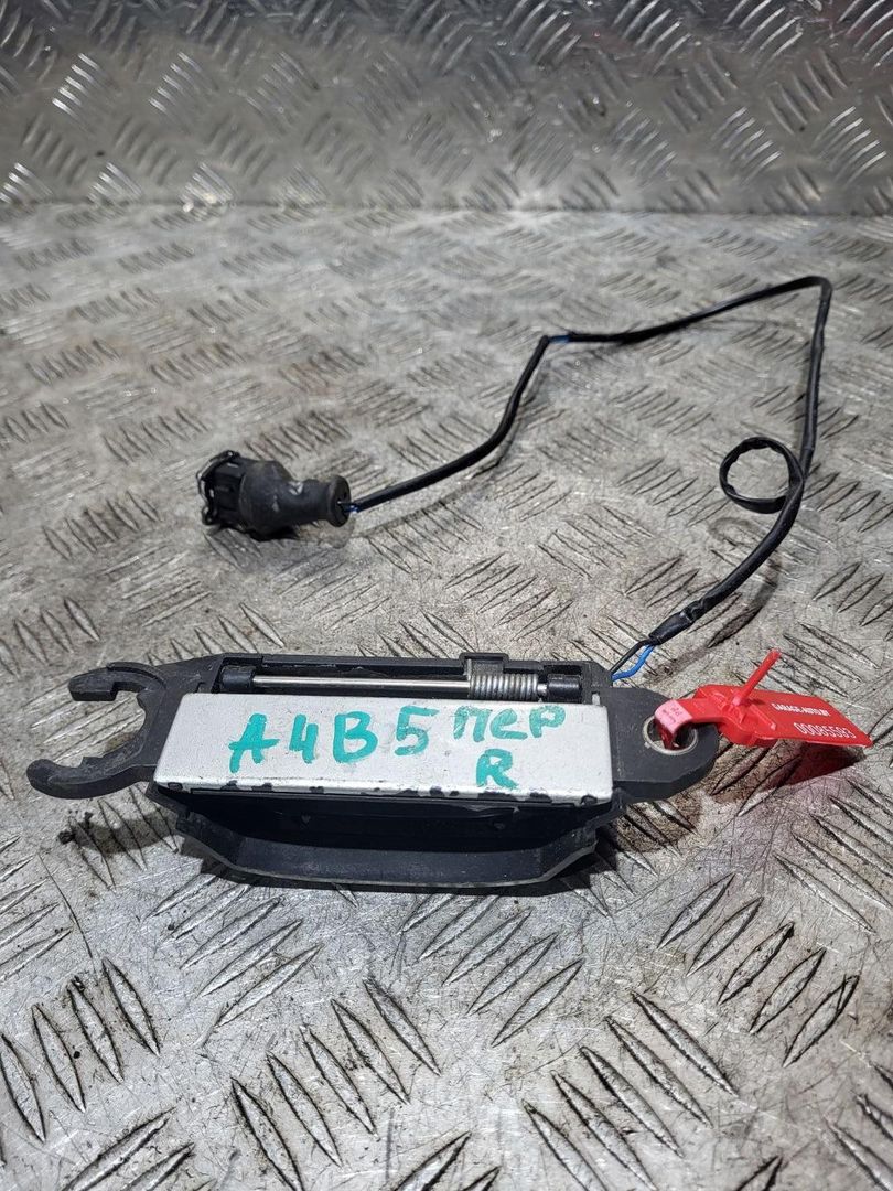 ручка наружная Audi A4 B5 1997, darkgray, седан, 8D0837208, 4A0837206